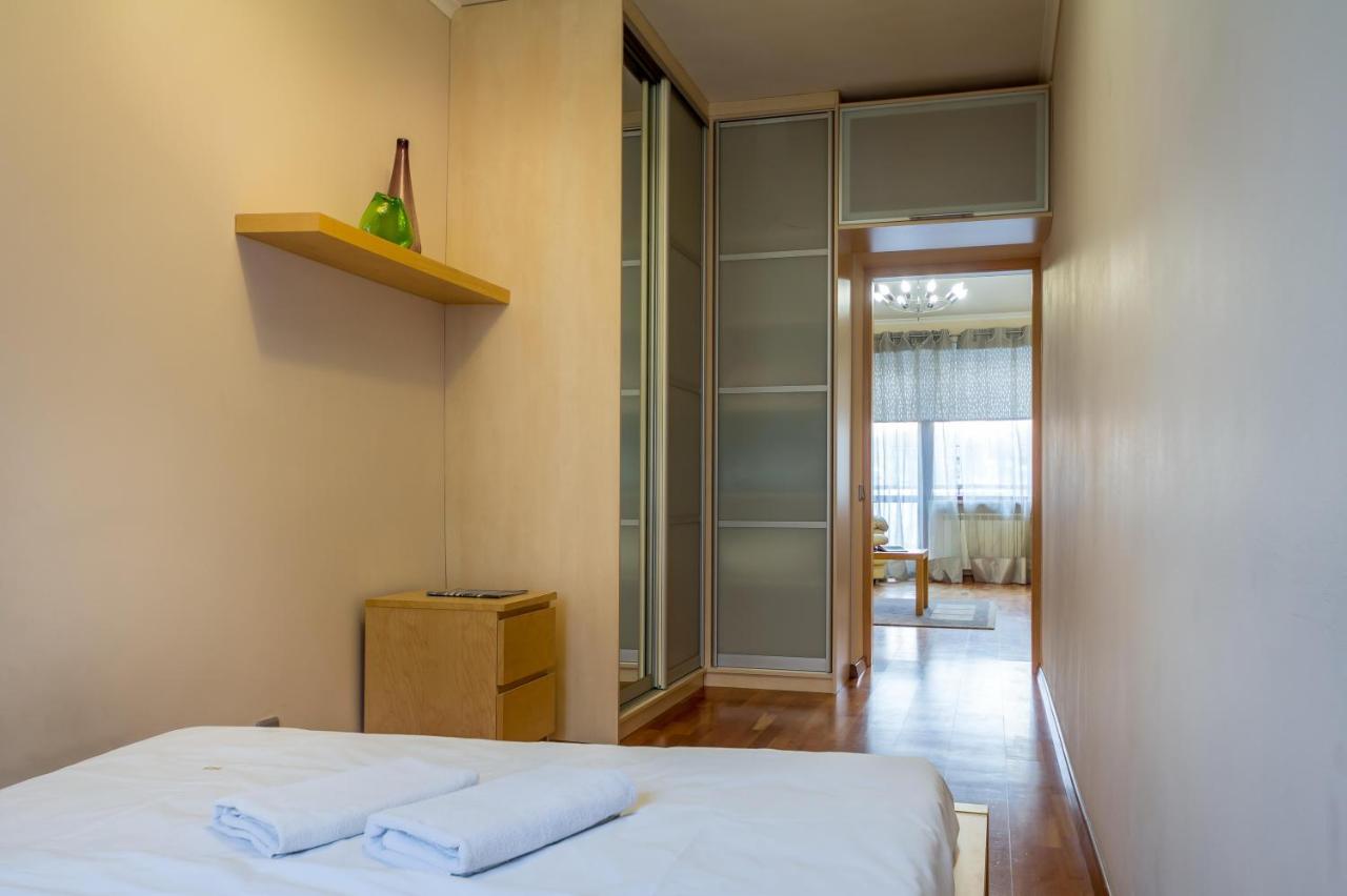 Apartment On Triokhsviatytelska キエフ エクステリア 写真